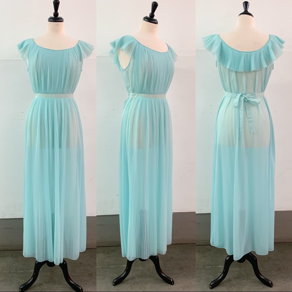 Vintage Vanity Fair Pleated Nightgown Baby Blue 36
